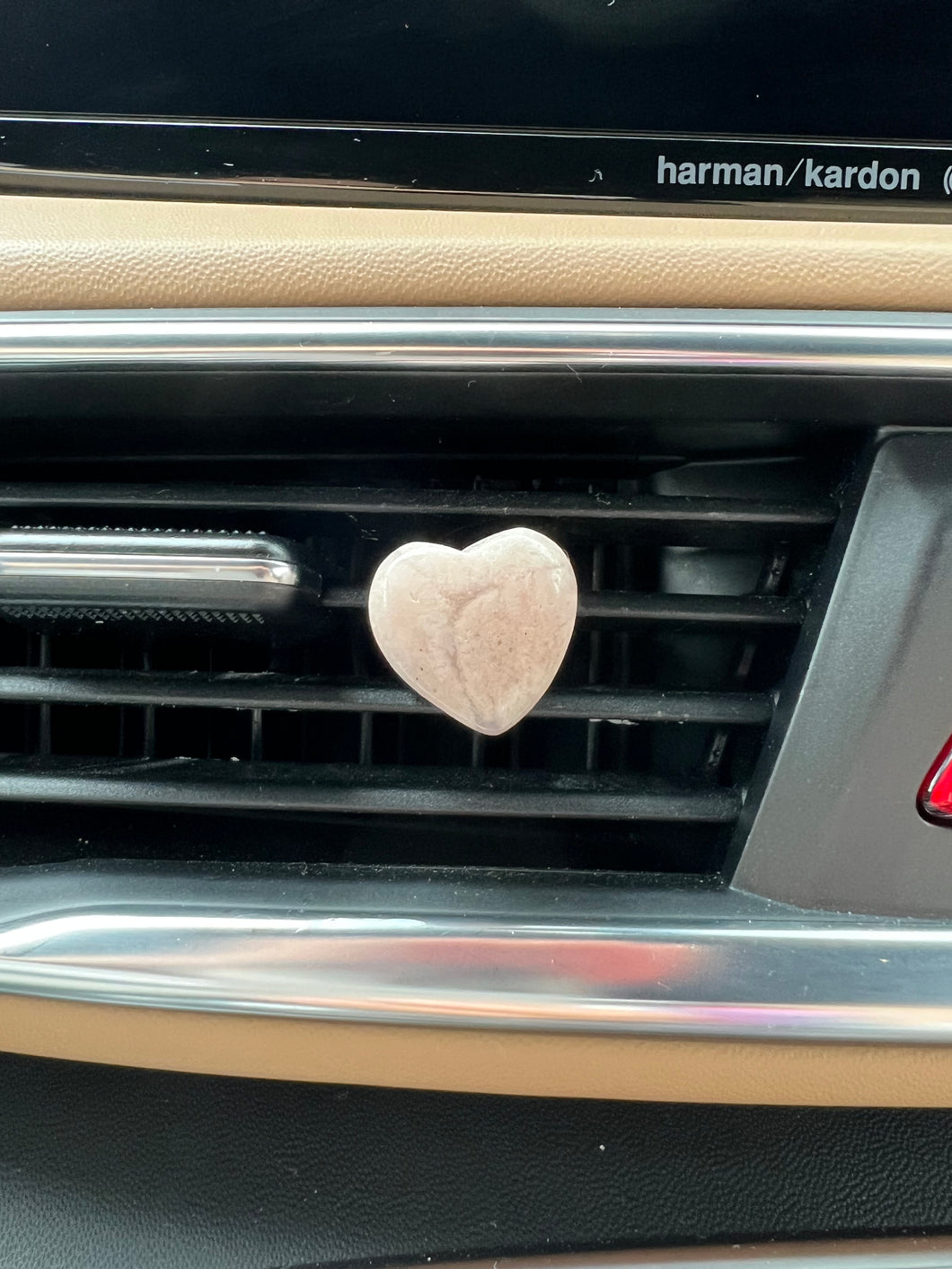Car clip  - flower heart