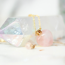 Load image into Gallery viewer, Aromatherapy Crystal Necklaces  ❤️ - perfume bottle
